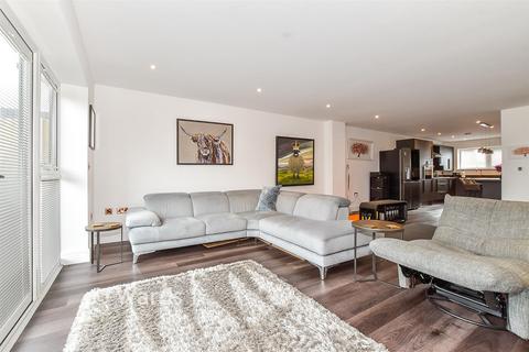 3 bedroom semi-detached house for sale, Adie Road, Greatstone, Kent