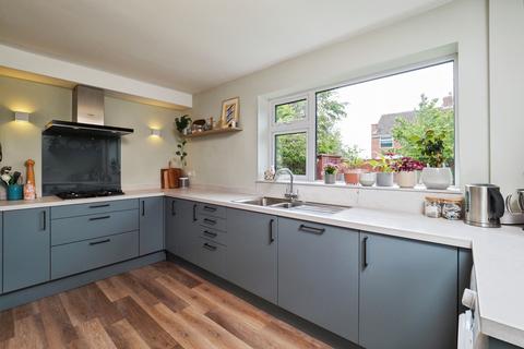 3 bedroom semi-detached house for sale, Clumber Drive, Nottingham, NG12