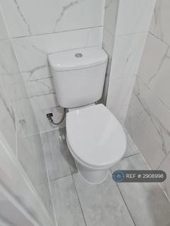 Studio to rent, Thornton Avenue, London, UB7