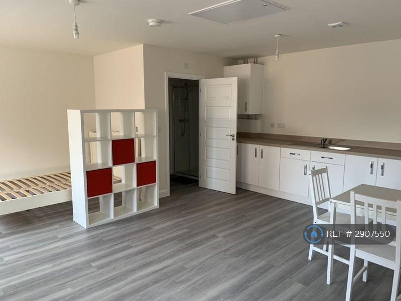 Studio to rent