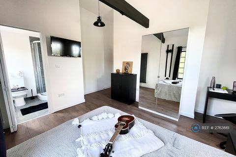 1 bedroom in a house share to rent, Stockley Street, Northampton, NN1