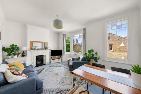 2 bedroom flat for sale, Overdale Road, Ealing, London, W5 4TT