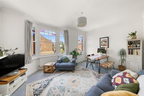 2 bedroom flat for sale, Overdale Road, Ealing, London, W5 4TT