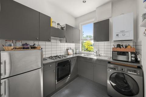 2 bedroom flat for sale, Overdale Road, Ealing, London, W5 4TT