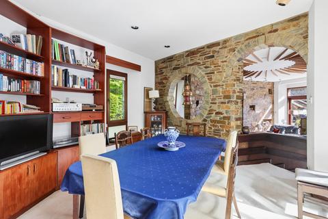 5 bedroom detached house for sale, Kimberley Ride, Cobham, KT11
