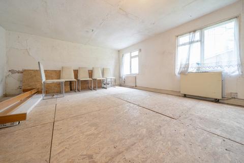 3 bedroom bungalow for sale, Nine Mile Ride, Wokingham RG40
