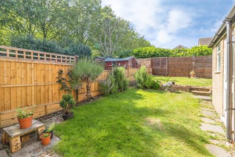 2 bedroom end of terrace house for sale, Bramble Avenue, Conniburrow, Milton Keynes, Buckinghamshire, MK14