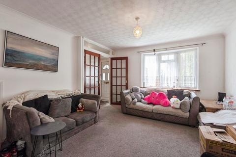 3 bedroom semi-detached house for sale, Swift Close, Letchworth Garden City, Hertfordshire, SG6