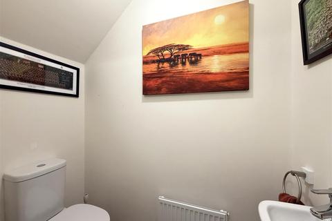 2 bedroom terraced house for sale, Davison Drive, Weir Hill Gardens, Shrewsbury