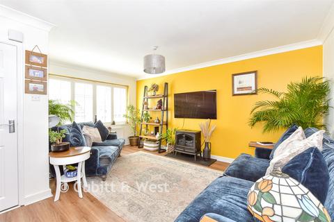 3 bedroom semi-detached house for sale, Ellesmere Orchard, Emsworth PO10