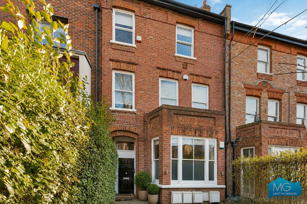2 bedroom apartment for sale