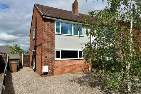 3 bedroom semi-detached house for sale, Peregrine Close, Hereford