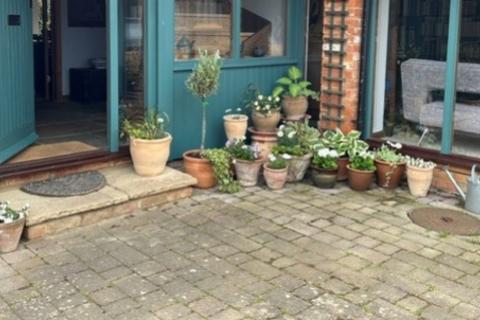 4 bedroom barn conversion for sale, Lidcote, Dunton, Buckingham, Buckinghamshire, MK18