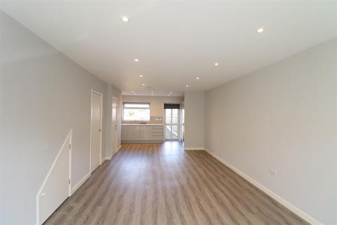 3 bedroom terraced house to rent, Turner Road, Coventry CV5