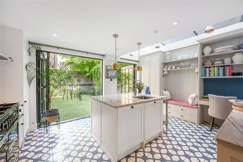 5 bedroom semi-detached house for sale, Warbeck Road, London, W12
