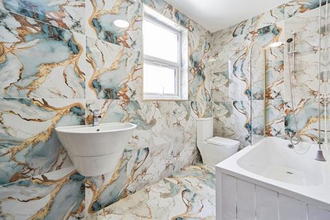 3 bedroom semi-detached house for sale, Walford Road, LEEDS