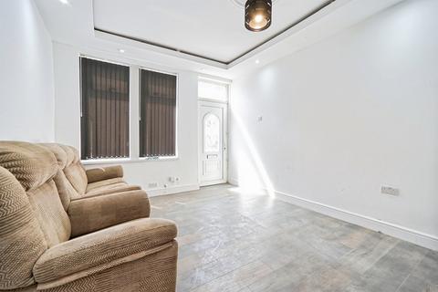 3 bedroom semi-detached house for sale, Walford Road, LEEDS