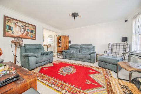 3 bedroom semi-detached house for sale, Oak Eggar Chase, Pinewood, Ipswich