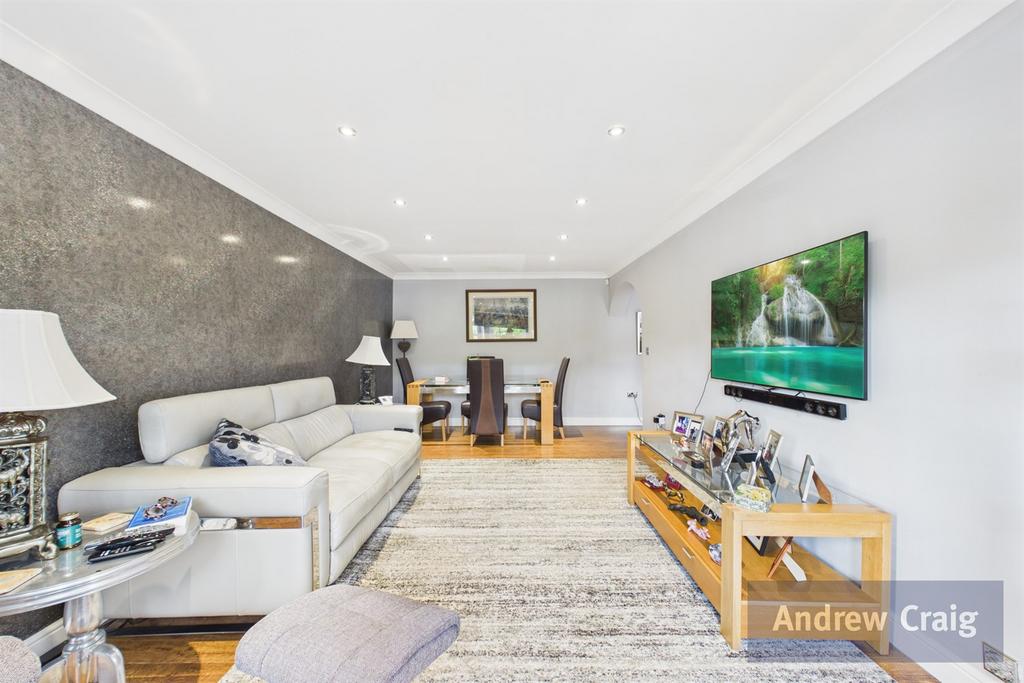 Apartment in Newcastle upon Tyne, Tyne and Wear - View 3