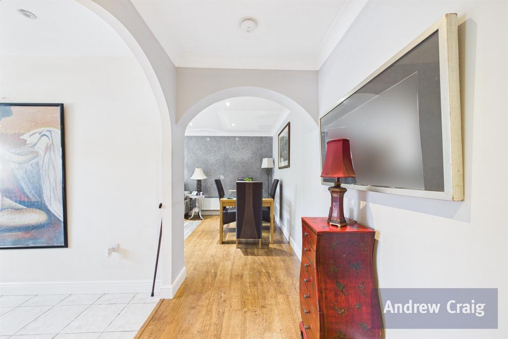 Apartment in Newcastle upon Tyne, Tyne and Wear - View 4