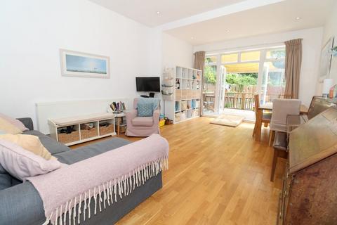 2 bedroom flat for sale, Highland Road, Bromley BR1