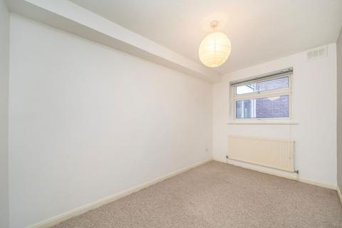 2 bedroom flat for sale, Burnt Ash Hill, London