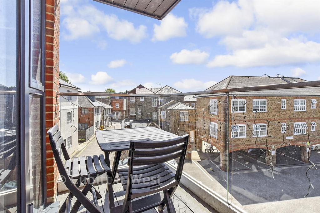 Balcony / Terrace