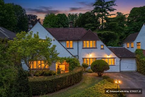 Woodcote Valley Road, Purley CR8
