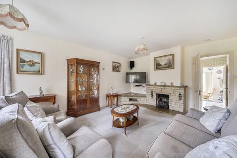 3 bedroom bungalow for sale, Bearwood Road, Berkshire RG41
