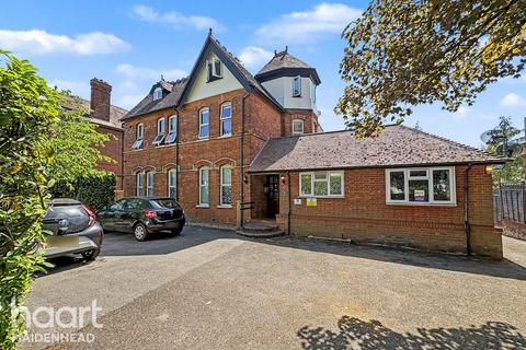 1 bedroom flat for sale, Boyn Hill Avenue, Maidenhead