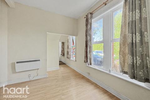 1 bedroom flat for sale, Boyn Hill Avenue, Maidenhead