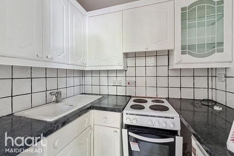 1 bedroom flat for sale, Boyn Hill Avenue, Maidenhead