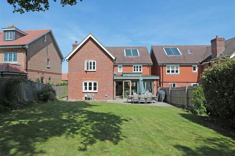 4 bedroom detached house for sale, Hernes Oak, Chinnor
