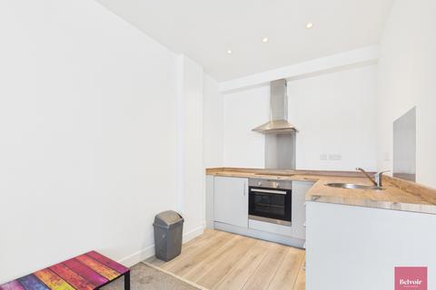Studio to rent, College Street, City Centre, Swansea, SA1