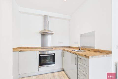 Studio to rent, College Street, City Centre, Swansea, SA1