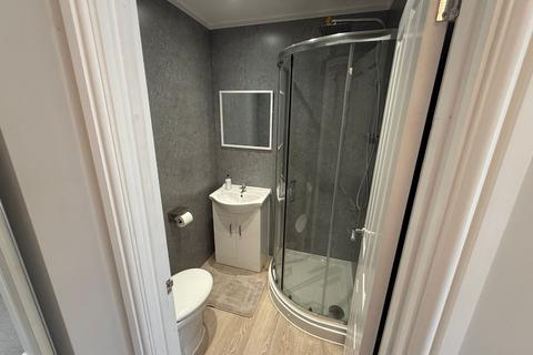 Studio to rent, 3 Berkley Crescent, Kent DA12