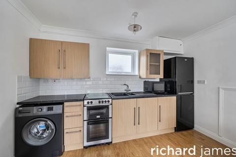 undefined, Swindon SN1