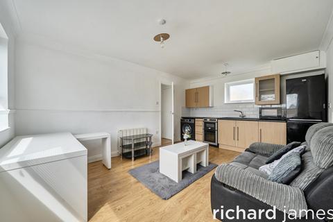 undefined, Swindon SN1