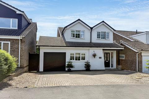 4 bedroom detached house for sale, Dauphine Close, Coalville, LE67