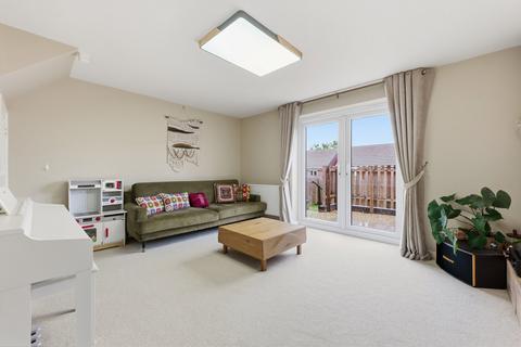4 bedroom semi-detached house for sale, Horwood Drive, Gedling, Nottinghamshire, NG4 4NF