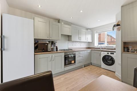 4 bedroom semi-detached house for sale, Horwood Drive, Gedling, Nottinghamshire, NG4 4NF