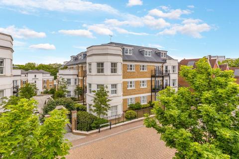 3 bedroom penthouse for sale, King Edward Gardens, Tunbridge Wells, TN4