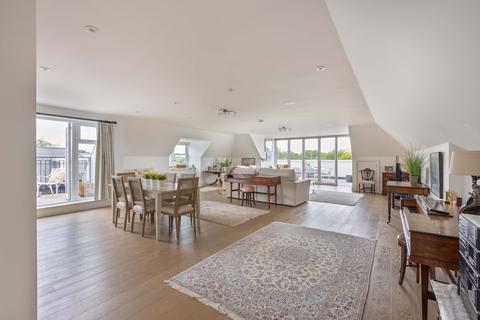 3 bedroom penthouse for sale, King Edward Gardens, Tunbridge Wells, TN4