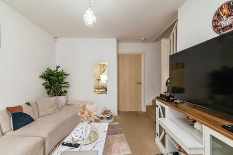 2 bedroom semi-detached house for sale, The Poplars, Nottingham