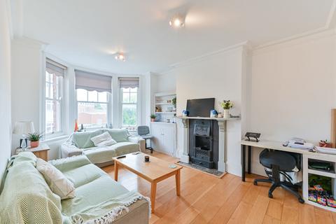3 bedroom flat for sale, Dover Mansions, Brixton, London, SW9