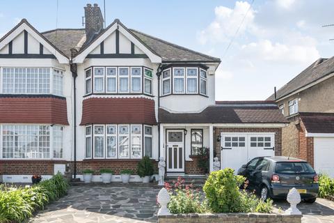 3 bedroom semi-detached house for sale, Brookdale, London, N11