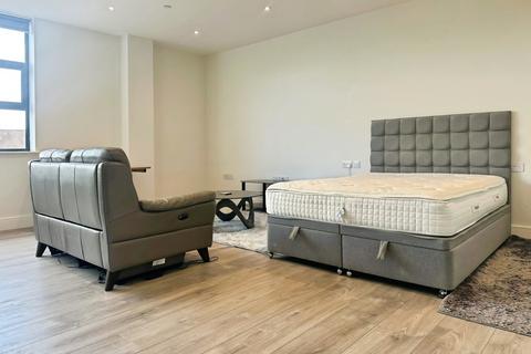 Studio for sale, Heron Drive, Slough