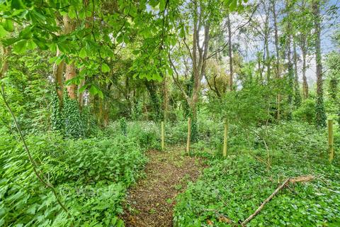 5 bedroom chalet for sale, Gilletts Lane, East Malling, Kent