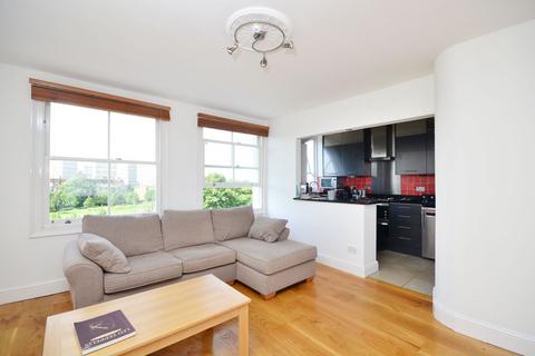 2 bedroom flat to rent, 182 Grove Road, London E3