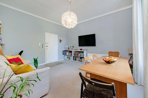 undefined, The Avenue, London W13